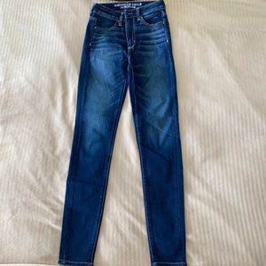 American Eagle Super High Rise Jegging